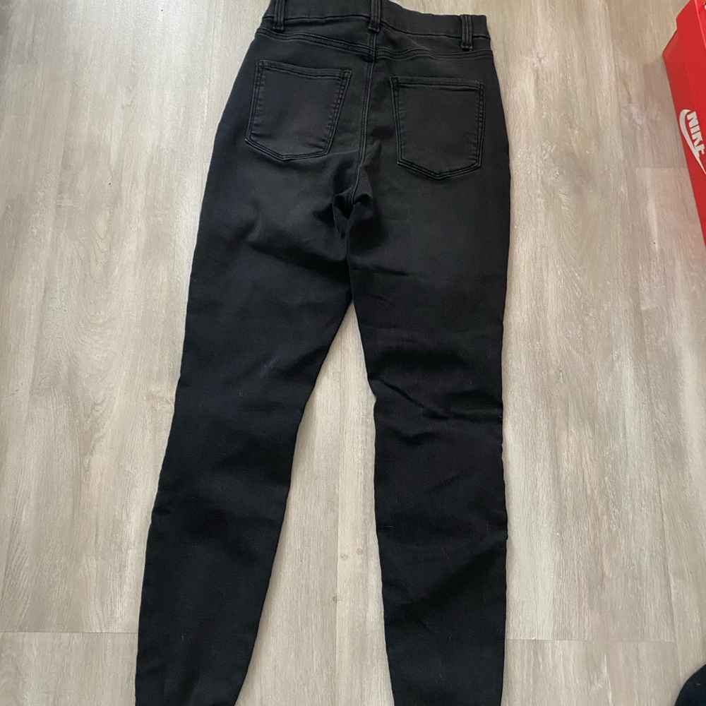 No Boundaries Black Ankle Jeans